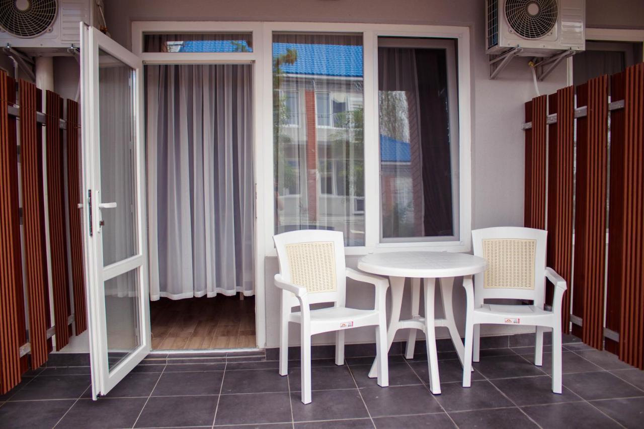 База Отдыха Причал Lazurne Exterior foto